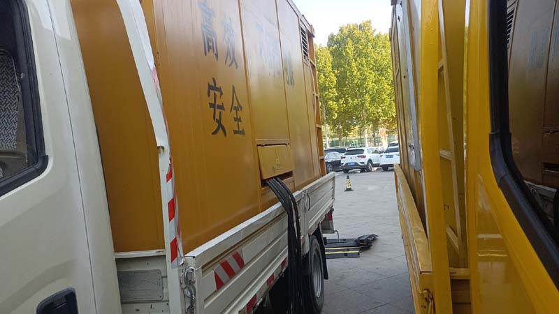原阳如何判断柴油发电机组和UPS电源的切换时间是否符合要求？